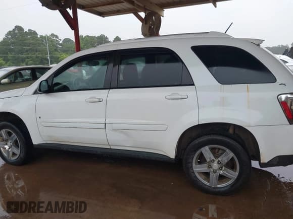 ✅ 2008 Chevrolet Equinox LT • VIN: 2CNDL33F986023060 • Лот: 42485040. Опубликован ранее на IAAI с пробегом 257 821 миль. Бесплатный доступ к архиву аукционных продаж из США и подробный отчёт об истории автомобиля на DreamBid. Изображение 6.