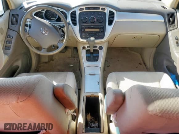 ✅ 2004 Toyota Highlander • VIN: JTEEP21A840011964 • Лот: 90497275. Опубликован ранее на Copart с пробегом 258 012 миль. Бесплатный доступ к архиву аукционных продаж из США и подробный отчёт об истории автомобиля на DreamBid. Изображение 8.