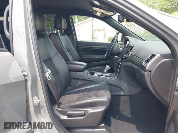 ✅ 2020 Jeep Grand Cherokee North • VIN: 1C4RJFAG4LC397993 • Lot: 42390213. Listed on IAAI with 51,236 mi. Free auction sales archive from the USA and detailed vehicle history report at DreamBid. Image 5.