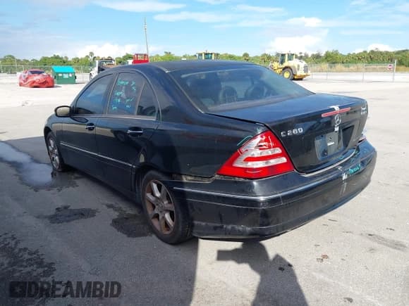 ✅ 2007 Mercedes-Benz C 280 Luxury • VIN: WDBRF92H87F856097 • Lot: 43528558. Listed on IAAI with 119,408 mi. Free auction sales archive from the USA and detailed vehicle history report at DreamBid. Image 3.