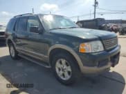 ✅ 2003 Ford Explorer Eddie Bauer • VIN: 1FMZU64W63ZB16067 • Lot: 81526185. Wystawiony na Copart z przebiegiem 197 452 mil. Bezpłatny archiwum sprzedaży aukcyjnych z USA i szczegółowy raport historii pojazdu na DreamBid. Zdjęcie 4.