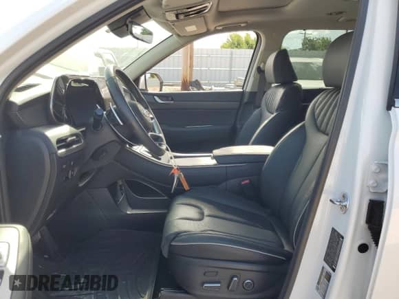 ✅ 2025 Hyundai Palisade Limited • VIN: KM8R54GE3SU829914 • Лот: 62075815. Размещён на Copart с пробегом 10 659 миль миль. Получите бесплатный доступ к архиву аукционных продаж из США и посмотрите подробный отчёт об истории автомобиля на DreamBid. Изображение 7.