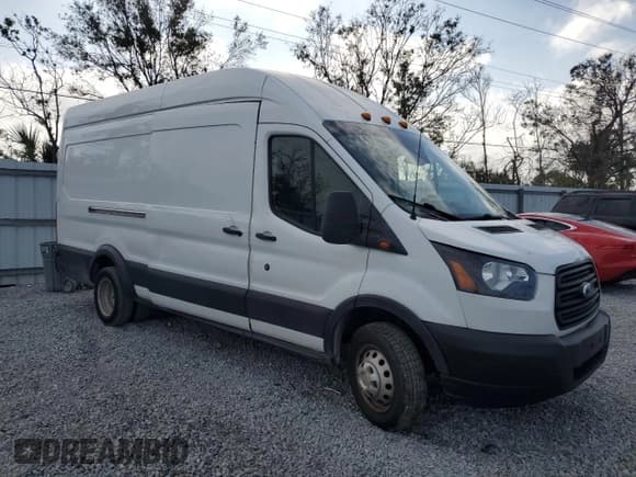 ✅ 2019 Ford Transit • VIN: 1FTWS4XM6KKA39266 • Lot: 86331414. Wystawiony na Copart z przebiegiem 117 882 mil. Bezpłatny archiwum sprzedaży aukcyjnych z USA i szczegółowy raport historii pojazdu na DreamBid. Zdjęcie 4.