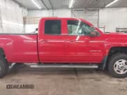 ✅ 2015 Chevrolet Silverado 2500HD LT • VIN: 1GC2KVEG0FZ527739 • Lot: 42731082. Wystawiony na IAAI z przebiegiem 301 898 mil. Bezpłatny archiwum sprzedaży aukcyjnych z USA i szczegółowy raport historii pojazdu na DreamBid. Zdjęcie 14.