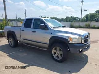 2008 Dodge 1500 SLT z VIN 1D7HA18N58S522604, wystawiony jako IAAI lot #42847384 z przebiegiem 251 077 mil mil oraz . Historia ofert i sprzedaży dostępna na DreamBid. Obrazek 1.