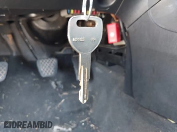 ✅ 2004 Acura RSX • VIN: JH4DC53854S012385 • Лот: 41764648. Опубликован ранее на IAAI с пробегом 270 605 миль. Бесплатный доступ к архиву аукционных продаж из США и подробный отчёт об истории автомобиля на DreamBid. Изображение 11.