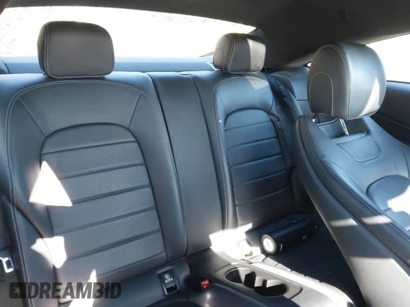 ✅ 2018 Mercedes-Benz C 300 • VIN: WDDWJ4KB9JF676271 • Lot: 41244896. Listed on IAAI with 95,013 mi. Free auction sales archive from the USA and detailed vehicle history report at DreamBid. Image 8.