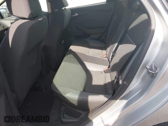 ✅ 2012 Ford Focus SE • VIN: 1FAHP3F29CL442096 • Лот: 43362058. Опубликован ранее на IAAI с пробегом 98 987 миль. Бесплатный доступ к архиву аукционных продаж из США и подробный отчёт об истории автомобиля на DreamBid. Изображение 8.