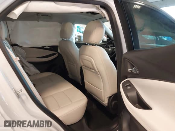 ✅ 2025 Buick Encore GX Avenir • VIN: KL4AMGSL2SB028697 • Lot: 42495350. Listed on IAAI with 3,921 mi. Free auction sales archive from the USA and detailed vehicle history report at DreamBid. Image 8.