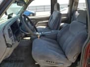 ✅ 1998 GMC Sierra 1500 • VIN: 1GTEK19R1WR511373 • Лот: 60080685. Опубликован ранее на Copart с пробегом 178 199 миль. Бесплатный доступ к архиву аукционных продаж из США и подробный отчёт об истории автомобиля на DreamBid. Изображение 7.