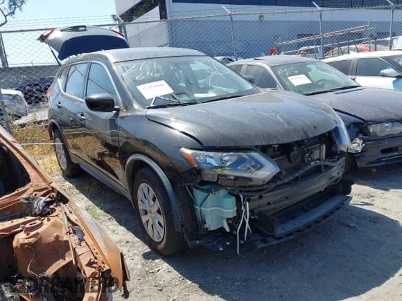 ✅ 2017 Nissan Rogue S • VIN: KNMAT2MT5HP588671 • Lot: 42454900. Listed on IAAI with 64,894 mi. Free auction sales archive from the USA and detailed vehicle history report at DreamBid. Image 1.