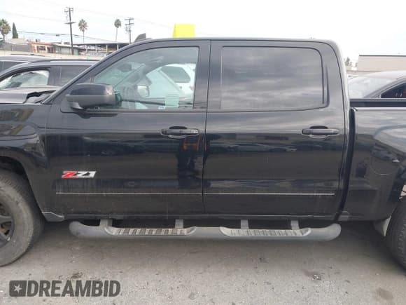 ✅ 2017 Chevrolet Silverado 1500 LTZ • VIN: 3GCUKSECXHG124794 • Лот: 43616172. Опубликован ранее на IAAI с пробегом Не указан. Бесплатный доступ к архиву аукционных продаж из США и подробный отчёт об истории автомобиля на DreamBid. Изображение 15.