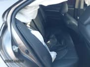 ✅ 2022 Toyota Camry SE • VIN: 4T1G11AK8NU645900 • Lot: 41136970. Wystawiony na IAAI z przebiegiem 45 739 mil. Bezpłatny archiwum sprzedaży aukcyjnych z USA i szczegółowy raport historii pojazdu na DreamBid. Zdjęcie 8.