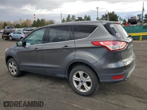 ✅ 2015 Ford Escape SE • VIN: 1FMCU9GX4FUB26433 • Lot: 92089405. Wystawiony na Copart z przebiegiem 124 434 mil. Bezpłatny archiwum sprzedaży aukcyjnych z USA i szczegółowy raport historii pojazdu na DreamBid. Zdjęcie 2.