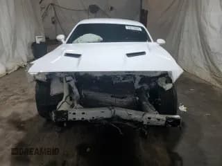 ✅ 2016 Dodge Challenger R/T Scat Pack • VIN: 2C3CDZFJ5GH158298 • Lot: 64873004. Wystawiony na Copart z przebiegiem 49 588 mil. Bezpłatny archiwum sprzedaży aukcyjnych z USA i szczegółowy raport historii pojazdu na DreamBid. Zdjęcie 5.