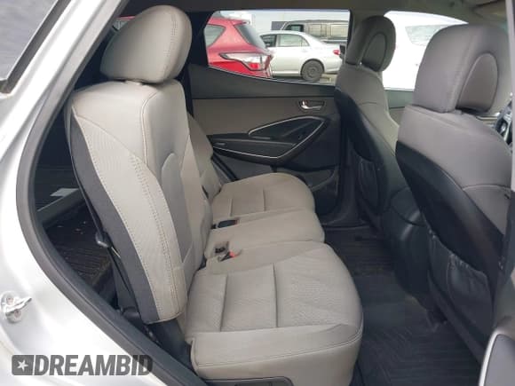 ✅ 2017 Hyundai Santa Fe 2.4L • VIN: 5XYZUDLB2HG409316 • Лот: 43635496. Опубликован ранее на IAAI с пробегом 122 173 миль. Бесплатный доступ к архиву аукционных продаж из США и подробный отчёт об истории автомобиля на DreamBid. Изображение 8.