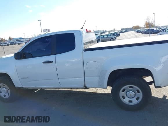 ✅ 2018 Chevrolet Colorado 2WD Work Truck • VIN: 1GCHSBEA2J1320765 • Лот: 43677702. Опубликован ранее на IAAI с пробегом 187 857 миль. Бесплатный доступ к архиву аукционных продаж из США и подробный отчёт об истории автомобиля на DreamBid. Изображение 14.