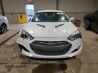 ✅ 2014 Hyundai Genesis Coupe Ultimate • VIN: KMHHU6KJ2EU117641 • Lot: 62582035. Wystawiony na Copart z przebiegiem 98 810 mil. Bezpłatny archiwum sprzedaży aukcyjnych z USA i szczegółowy raport historii pojazdu na DreamBid. Zdjęcie 5.