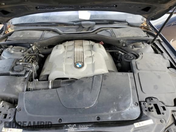 ✅ 2004 BMW 7 Series 745Li • VIN: WBAGN63404DS45748 • Lot: 85823944. Listed on Copart with 122,379 mi. Free auction sales archive from the USA and detailed vehicle history report at DreamBid. Image 11.