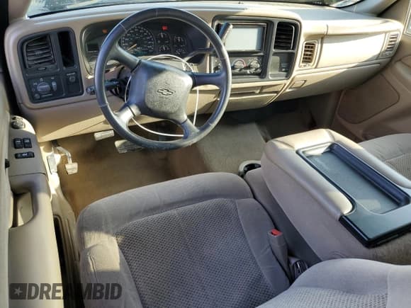 ✅ 2002 Chevrolet Silverado 1500 LS • VIN: 2GCEC19V321309745 • Лот: 76613754. Опубликован ранее на Copart с пробегом 132 051 миль. Бесплатный доступ к архиву аукционных продаж из США и подробный отчёт об истории автомобиля на DreamBid. Изображение 8.