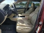 ✅ 2016 Acura MDX Technology • VIN: 5FRYD3H40GB011803 • Лот: 63662535. Опубликован ранее на Copart с пробегом 155 636 миль. Бесплатный доступ к архиву аукционных продаж из США и подробный отчёт об истории автомобиля на DreamBid. Изображение 7.