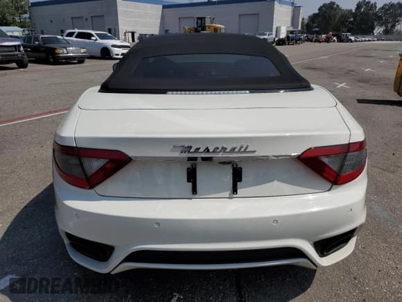 ✅ 2018 Maserati GranTurismo Sport • VIN: ZAM45VMA6J0278885 • Lot: 68682793. Wystawiony na Copart z przebiegiem 46 371 mil. Bezpłatny archiwum sprzedaży aukcyjnych z USA i szczegółowy raport historii pojazdu na DreamBid. Zdjęcie 6.