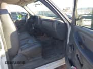 ✅ 2006 Chevrolet Silverado 2500HD LT2 • VIN: 1GCHK29D86E240925 • Лот: 41051872. Опубликован ранее на IAAI с пробегом 281 976 миль. Бесплатный доступ к архиву аукционных продаж из США и подробный отчёт об истории автомобиля на DreamBid. Изображение 5.