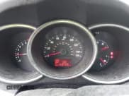 ✅ 2013 Kia Sorento LX • VIN: 5XYKTCA63DG343857 • Lot: 43499225. Listed on IAAI with 143,126 mi. Free auction sales archive from the USA and detailed vehicle history report at DreamBid. Image 7.