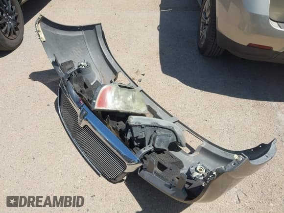 ✅ 2003 Lincoln Navigator Luxury • VIN: 5LMFU28R63LJ36559 • Lot: 42703546. Listed on IAAI with 163,363 mi. Free auction sales archive from the USA and detailed vehicle history report at DreamBid. Image 12.