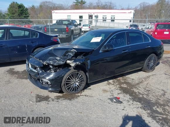 ✅ 2022 Mercedes-Benz C 300 • VIN: W1KAF4HB8NR053120 • Lot: 39848807. Wystawiony na IAAI z przebiegiem 26 483 mil. Bezpłatny archiwum sprzedaży aukcyjnych z USA i szczegółowy raport historii pojazdu na DreamBid. Zdjęcie 2.