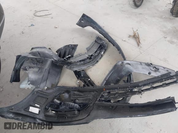 ✅ 2016 Chevrolet Traverse LTZ • VIN: 1GNKRJKD7GJ222339 • Lot: 42415735. Wystawiony na IAAI z przebiegiem 130 183 mil. Bezpłatny archiwum sprzedaży aukcyjnych z USA i szczegółowy raport historii pojazdu na DreamBid. Zdjęcie 12.