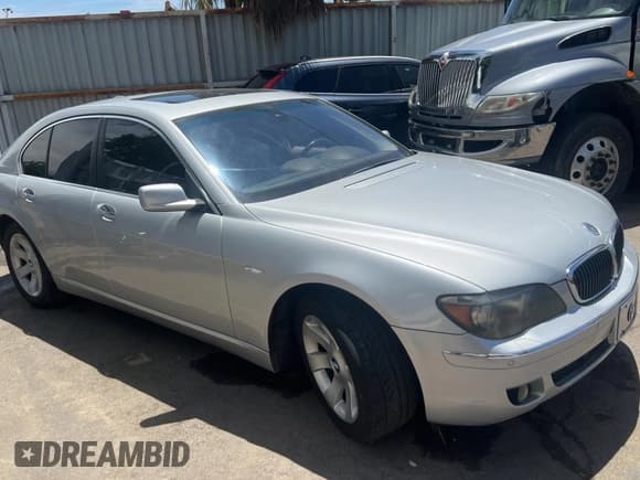 ✅ 2006 BMW 7 Series 750i • VIN: WBAHL83586DT05258 • Лот: 63863055. Опубликован ранее на Copart с пробегом 129 393 миль. Бесплатный доступ к архиву аукционных продаж из США и подробный отчёт об истории автомобиля на DreamBid. Изображение 1.