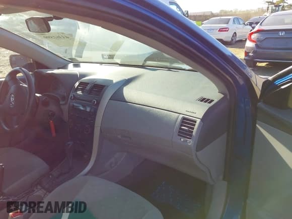 ✅ 2010 Toyota Corolla • VIN: 2T1BU4EE9AC253351 • Лот: 43361599. Опубликован ранее на IAAI с пробегом 188 805 миль. Бесплатный доступ к архиву аукционных продаж из США и подробный отчёт об истории автомобиля на DreamBid. Изображение 5.