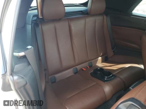 ✅ 2016 BMW 2 Series 228i • VIN: WBA1K9C56GV322159 • Лот: 81630135. Опубликован ранее на Copart с пробегом 78 238 миль. Бесплатный доступ к архиву аукционных продаж из США и подробный отчёт об истории автомобиля на DreamBid. Изображение 10.