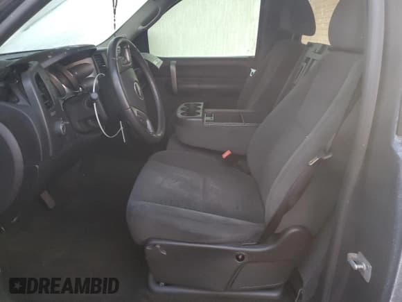 ✅ 2008 Chevrolet Silverado 1500 • VIN: 1GCEC14J78Z184107 • Лот: 84235864. Опубликован ранее на Copart с пробегом Не указан. Бесплатный доступ к архиву аукционных продаж из США и подробный отчёт об истории автомобиля на DreamBid. Изображение 7.