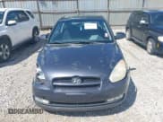 ✅ 2008 Hyundai Accent SE • VIN: KMHCN36C28U063313 • Лот: 42241892. Опубликован ранее на IAAI с пробегом 147 097 миль. Бесплатный доступ к архиву аукционных продаж из США и подробный отчёт об истории автомобиля на DreamBid. Изображение 13.