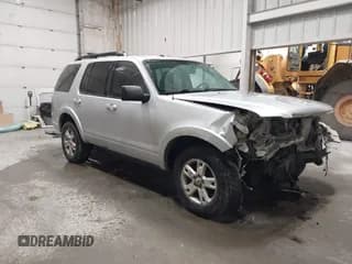 ✅ 2010 Ford Explorer XLT • VIN: 1FMEU7D80AUA82093 • Lot: 41538983. Wystawiony na IAAI z przebiegiem 102 011 mil. Bezpłatny archiwum sprzedaży aukcyjnych z USA i szczegółowy raport historii pojazdu na DreamBid. Zdjęcie 1.