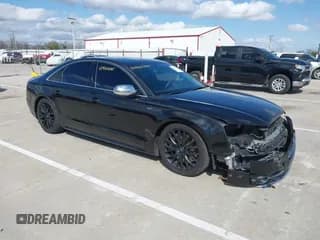 ✅ 2013 Audi S8 • VIN: WAUD2AFD6DN021372 • Лот: 41983495. Опубликован ранее на IAAI с пробегом 159 832 миль. Бесплатный доступ к архиву аукционных продаж из США и подробный отчёт об истории автомобиля на DreamBid. Изображение 1.