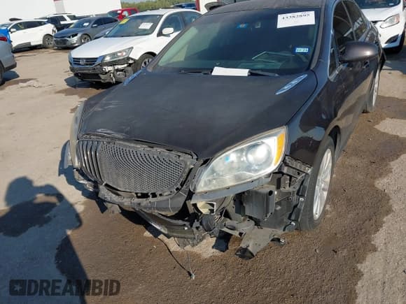 ✅ 2016 Buick Verano • VIN: 1G4PP5SK4G4132392 • Lot: 43382895. Wystawiony na IAAI z przebiegiem 129 938 mil. Bezpłatny archiwum sprzedaży aukcyjnych z USA i szczegółowy raport historii pojazdu na DreamBid. Zdjęcie 6.