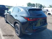 ✅ 2024 Lexus NX 350 Premium • VIN: 2T2GGCEZ5RC049311 • Lot: 42828112. Wystawiony na IAAI z przebiegiem 22 823 mil. Bezpłatny archiwum sprzedaży aukcyjnych z USA i szczegółowy raport historii pojazdu na DreamBid. Zdjęcie 3.