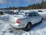 ✅ 2003 Volkswagen Passat GL • VIN: WVWMD63B23P440805 • Lot: 41545000. Listed on IAAI with 167,982 mi. Free auction sales archive from the USA and detailed vehicle history report at DreamBid. Image 4.