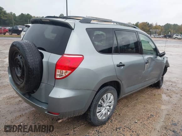 ✅ 2008 Toyota RAV4 • VIN: JTMZD33V885085138 • Лот: 43499885. Опубликован ранее на IAAI с пробегом 193 766 миль. Бесплатный доступ к архиву аукционных продаж из США и подробный отчёт об истории автомобиля на DreamBid. Изображение 4.