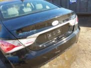 ✅ 2014 Hyundai Sonata Limited • VIN: KMHEC4A46EA110201 • Lot: 41427483. Wystawiony na IAAI z przebiegiem 81 957 mil. Bezpłatny archiwum sprzedaży aukcyjnych z USA i szczegółowy raport historii pojazdu na DreamBid. Zdjęcie 6.