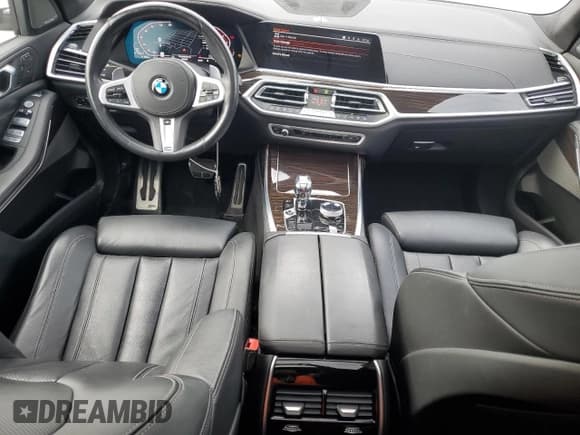 ✅ 2021 BMW X7 xDrive40i • VIN: 5UXCW2C0XM9F90441 • Lot: 85864435. Wystawiony na Copart z przebiegiem 54 112 mil. Bezpłatny archiwum sprzedaży aukcyjnych z USA i szczegółowy raport historii pojazdu na DreamBid. Zdjęcie 8.