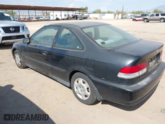 ✅ 2000 Honda Civic EX • VIN: 1HGEJ8143YL002310 • Lot: 43011579. Listed on IAAI with 140,184 mi. Free auction sales archive from the USA and detailed vehicle history report at DreamBid. Image 3.