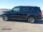 ✅ 2004 Toyota Sequoia Limited • VIN: 5TDZT38A04S221274 • Lot: 42306362. Listed on IAAI with Not provided. Free auction sales archive from the USA and detailed vehicle history report at DreamBid. Image 6.
