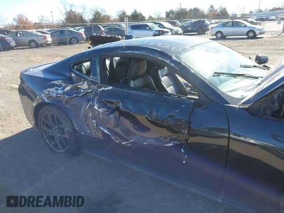 ✅ 2024 Ford Mustang EcoBoost • VIN: 1FA6P8TH5R5134398 • Лот: 43613321. Опубликован ранее на IAAI с пробегом Не указан. Бесплатный доступ к архиву аукционных продаж из США и подробный отчёт об истории автомобиля на DreamBid. Изображение 18.