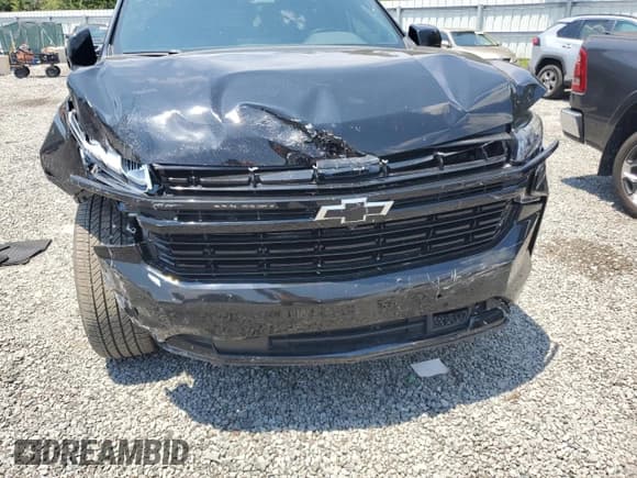 ✅ 2023 Chevrolet Suburban RST • VIN: 1GNSCEKD3PR428526 • Lot: 67464454. Wystawiony na Copart z przebiegiem 18 421 mil. Bezpłatny archiwum sprzedaży aukcyjnych z USA i szczegółowy raport historii pojazdu na DreamBid. Zdjęcie 14.