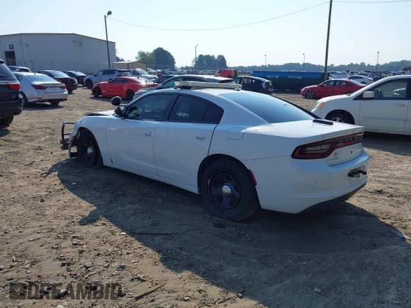 ✅ 2023 Dodge Charger Police • VIN: 2C3CDXAT9PH513129 • Lot: 43161850. Wystawiony na IAAI z przebiegiem 20 240 mil. Bezpłatny archiwum sprzedaży aukcyjnych z USA i szczegółowy raport historii pojazdu na DreamBid. Zdjęcie 3.