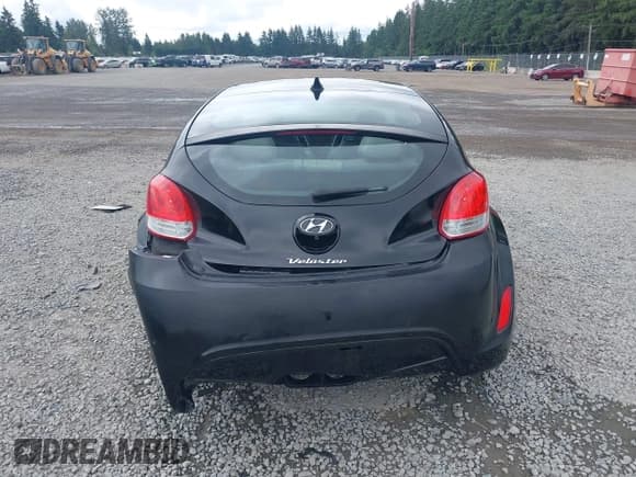 ✅ 2012 Hyundai Veloster w/Gray Int • VIN: KMHTC6AD4CU062034 • Lot: 42371790. Wystawiony na IAAI z przebiegiem 116 861 mil. Bezpłatny archiwum sprzedaży aukcyjnych z USA i szczegółowy raport historii pojazdu na DreamBid. Zdjęcie 16.